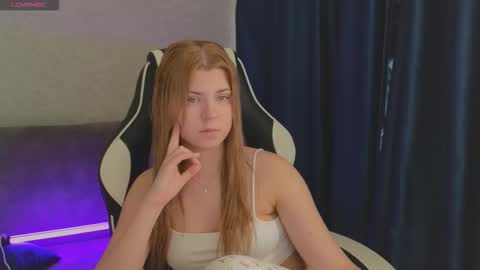 Molly   online show from October 8, 10:52 am