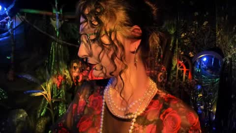 Lady Luna online show from April 5, 7:46 pm