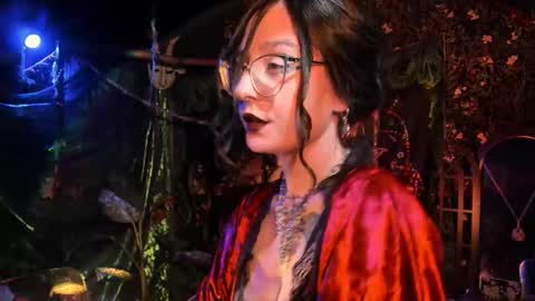 Lady Luna online show from March 4, 9:32 pm