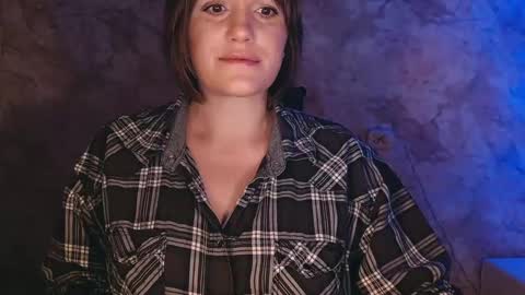 Letty online show from December 5, 9:50 pm