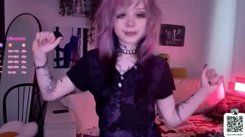 Lolly online show from October 8, 11:14 am