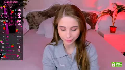 Eva  online show from February 17, 9:43 pm