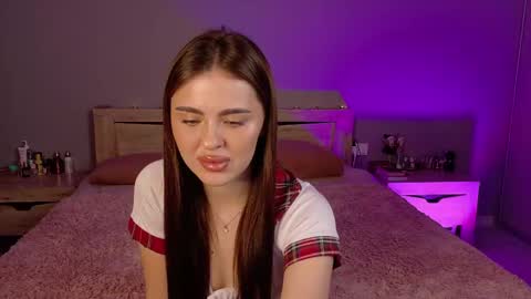 Sheila online show from March 22, 3:29 pm