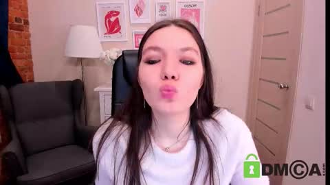 Melissa online show from March 16, 3:49 pm