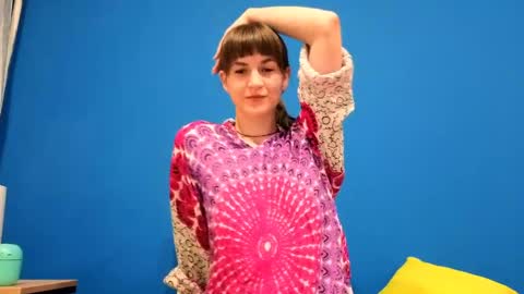 Boo online show from April 28, 5:39 pm