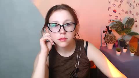 Mira online show from November 27, 8:01 pm