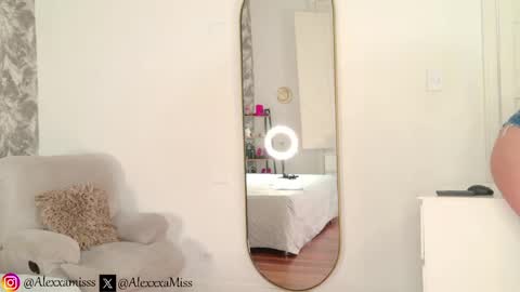 _miss_alexxxa online show from June 5, 8:04 pm