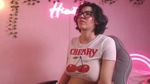 Hinata 3 online show from April 15, 4:51 pm