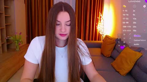 Mia online show from January 11, 10:31 am