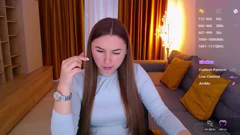 Mia online show from February 3, 10:42 am