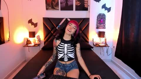 mizuki  online show from November 4, 3:39 pm