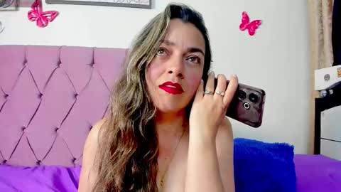 nany online show from February 8, 2:04 am