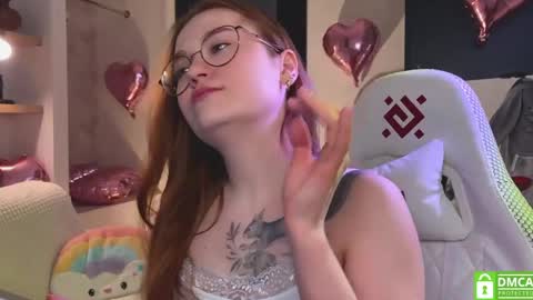 Mia with a big heart  online show from March 25, 11:35 am