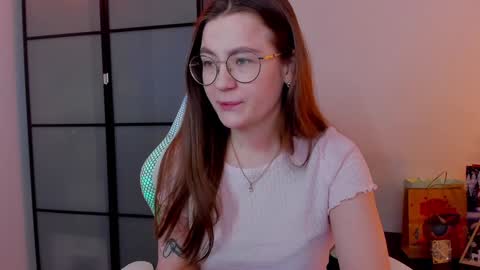 Mia with a big heart  online show from January 29, 3:33 am