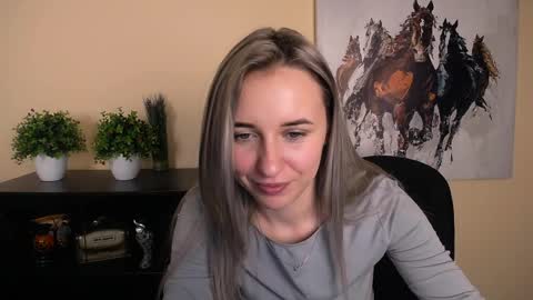 Nica online show from April 1, 1:41 pm