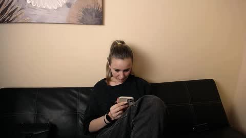 Nica online show from March 14, 11:22 am