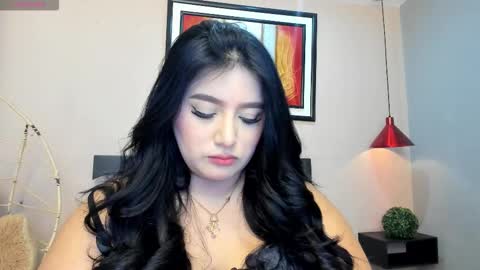   online show from November 6, 12:11 pm