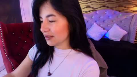 Nina Harpper online show from July 12, 12:50 pm
