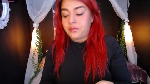 Laura online show from December 5, 6:00 pm