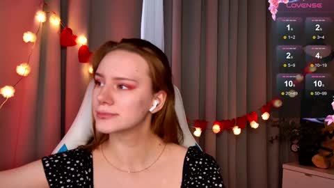 im Amy online show from February 14, 6:45 am