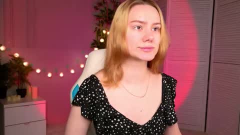 im Amy online show from March 19, 6:18 am