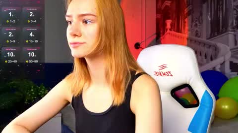 im Amy online show from October 9, 6:06 am