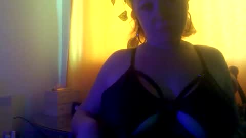 REDGOLD BABY  online show from March 31, 5:24 pm