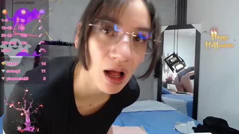 Samanta online show from October 17, 3:37 pm