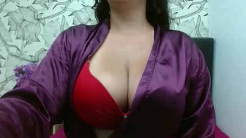 _saraximena_ online show from February 10, 6:27 am