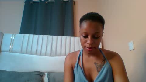 _sassydiva_ online show from November 25, 11:56 am