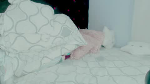 Alexa online show from December 15, 2:22 pm