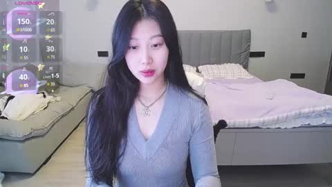 winni online show from February 1, 3:19 am