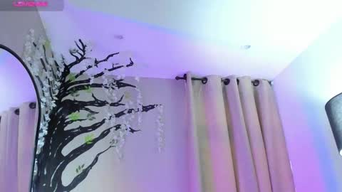    640  200   online show from November 18, 7:59 pm