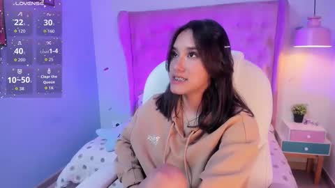 Sophie  online show from September 27, 9:44 pm