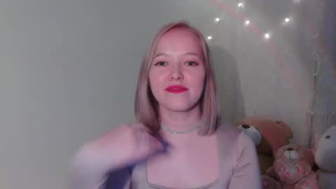 _sweet_smile_ online show from October 23, 9:10 pm