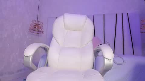 Rousse  online show from March 8, 7:07 pm