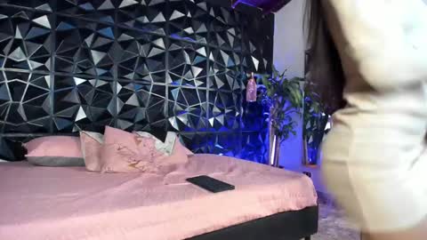 _valentina_69 online show from March 5, 11:38 pm