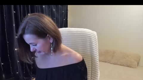 _vallylove online show from October 2, 10:04 pm