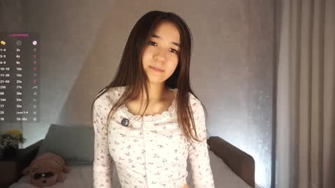 Viola online show from March 22, 5:19 pm