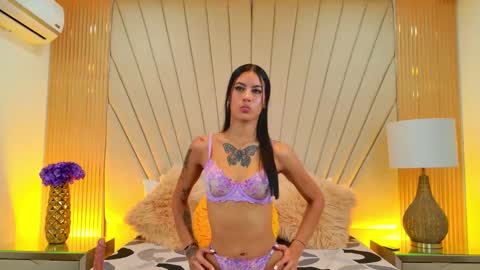 _victoria_gb online show from October 28, 1:50 pm