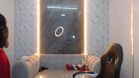  wendy  online show from October 13, 8:33 pm