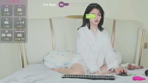 _zizi_ online show from September 29, 4:45 pm