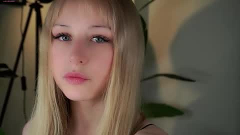 Amy online show from November 29, 3:05 pm