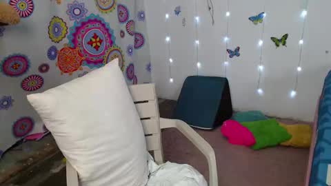 Aanggell online show from December 20, 12:31 pm