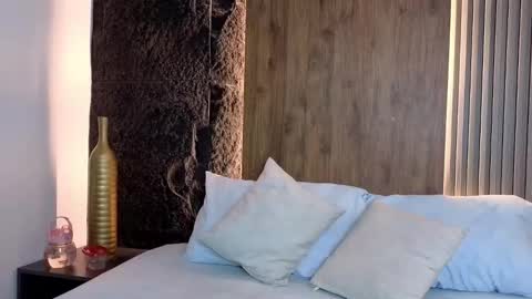 Abbygail online show from October 24, 2:24 pm