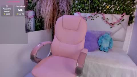 ABBY online show from November 26, 3:46 pm