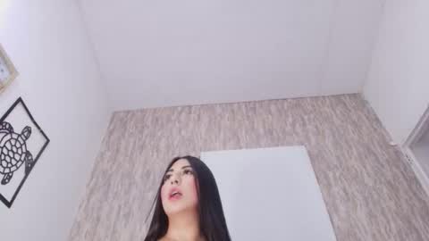 Abby online show from November 10, 8:04 pm