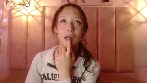 abbycute online show from September 22, 2:04 pm