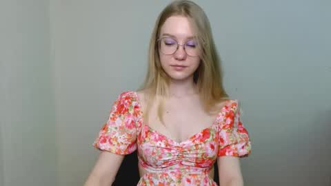 Abby Lovense is active online show from February 27, 11:32 am