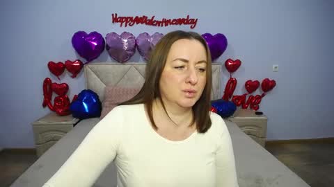 abbytaylorr online show from February 13, 7:24 am